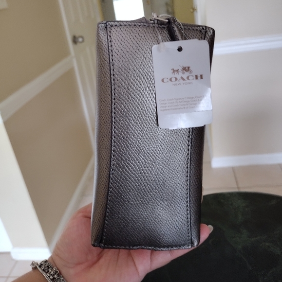 NWT Coach Cosmetic case / coin purse Bow 2 PC set - Picture 4 of 14